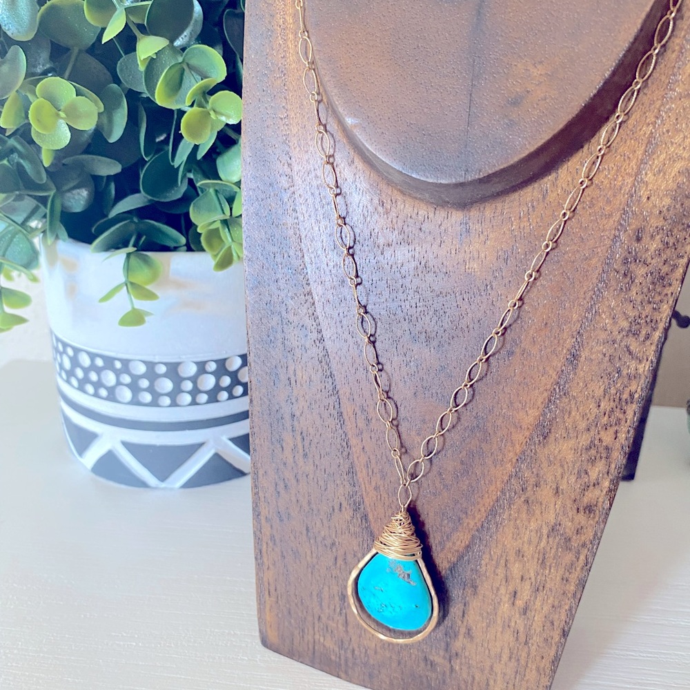Gorgeous Sterling silver Gold Filled natural Turquoise stone pendant necklace. - Picture 7 of 7